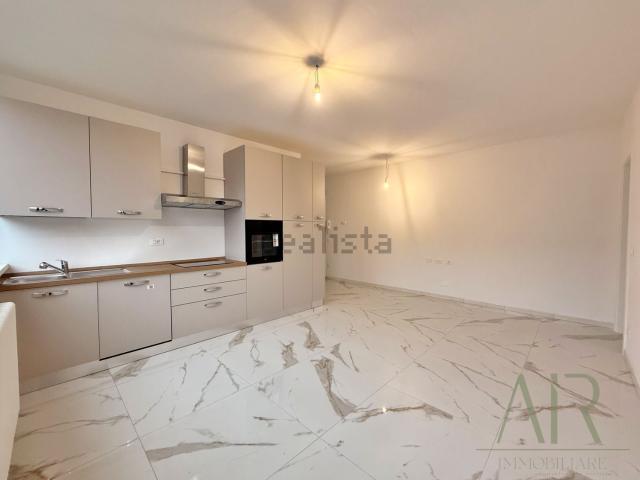 Appartamento in vendita di 92 m² in Viale Leon Battista Alberti, 84