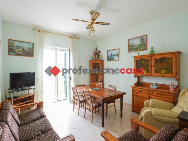 Appartamento in vendita di 97 m² in Corso Costabile Carducci