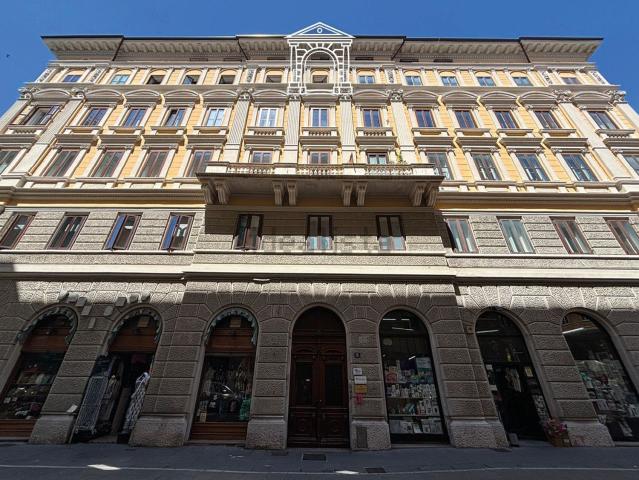 Appartamento in vendita di 97 m² in Via Trento