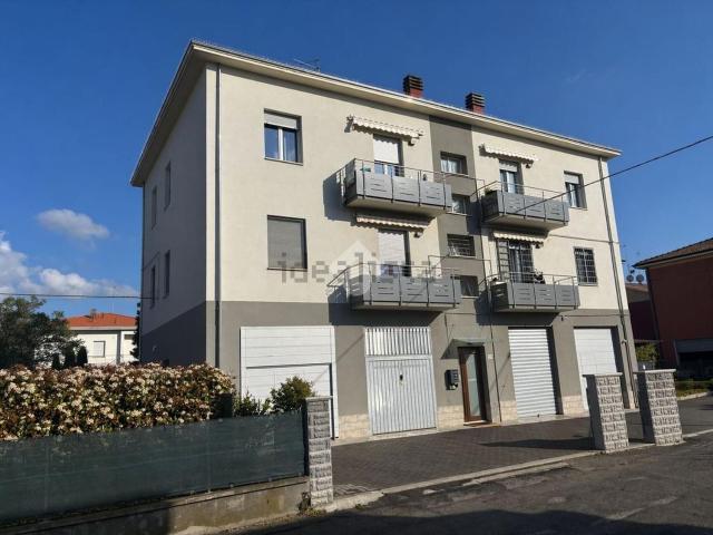 Appartamento in vendita di 97 m² in Via Ugo Foscolo, 231