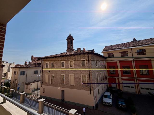Appartamento in vendita di 97 m² in Via Urbano Rattazzi