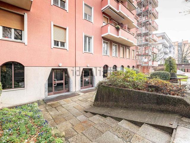 Appartamento in vendita di 97 m² in Via V. Alfieri, 6