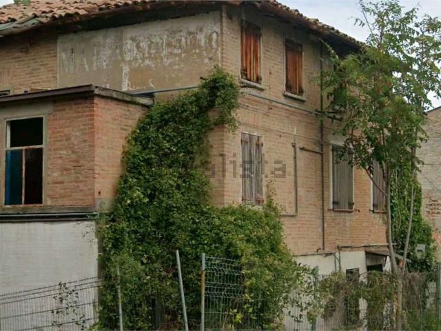 Appartamento in vendita di 97 m² in Via Abetone Superiore, 68