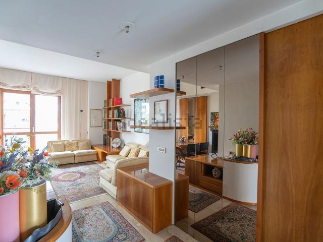 Appartamento in vendita di 97 m² in Via Adeodato Ressi, 10