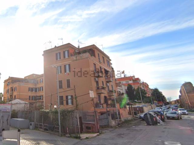 Appartamento in vendita di 97 m² in Via Arco D&apos Augusto, 42