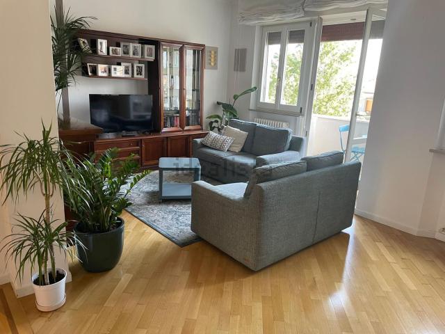Appartamento in vendita di 97 m² in Via Bezzecca