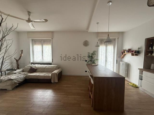 Appartamento in vendita di 97 m² in Via Cadore, 164