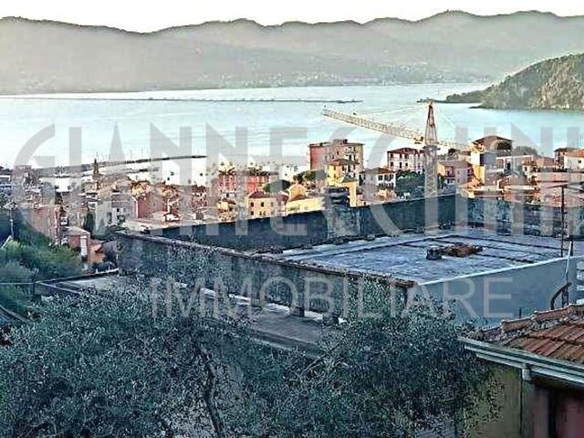 Appartamento in vendita di 97 m² in Via Carbognano 3 ° Traversa