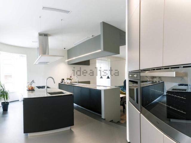Appartamento in vendita di 97 m² in Via Carso