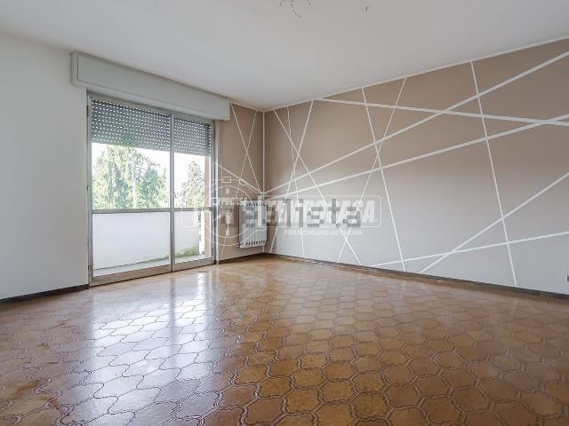 Appartamento in vendita di 97 m² in Via Cermenati, 28