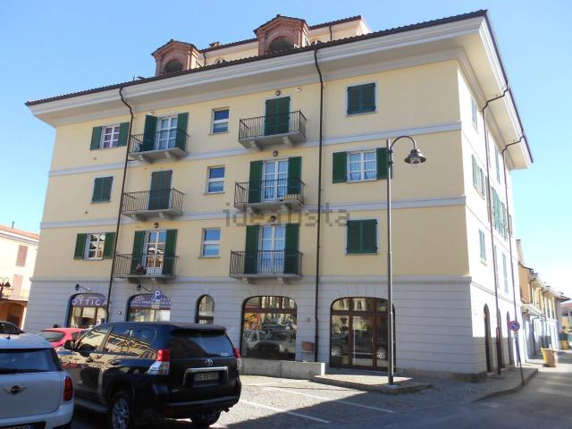 Appartamento in vendita di 97 m² in Via Cesare Battisti, 5