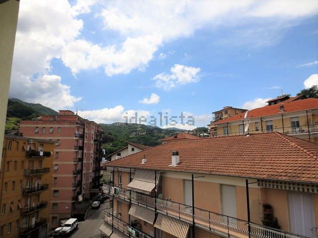 Appartamento in vendita di 97 m² in Via Circonvallazione, 2