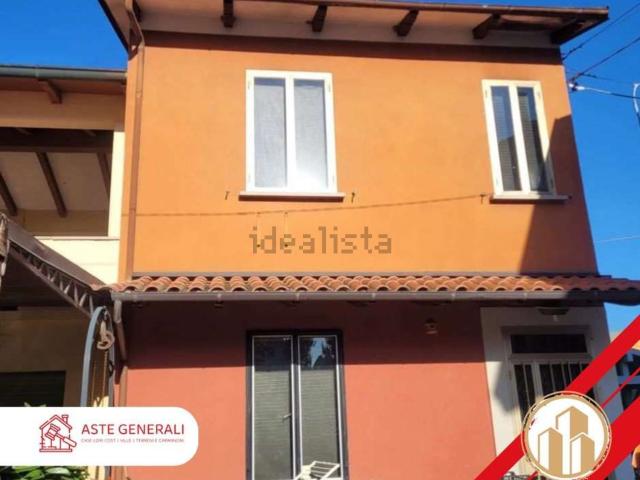 Appartamento in vendita di 97 m² in Via Circondaria Ovest, 26
