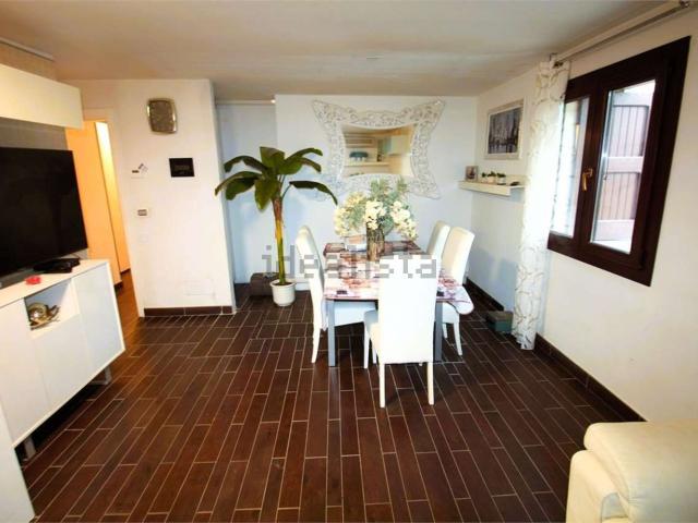 Appartamento in vendita di 97 m² in Via Claudia, 245
