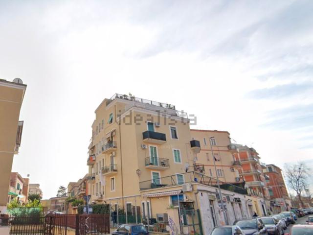 Appartamento in vendita di 97 m² in Via Cucullo