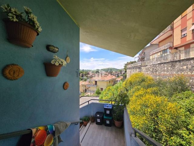 Appartamento in vendita di 97 m² in Via Dè Medici, 35
