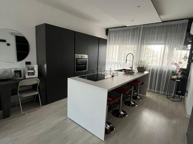 Appartamento in vendita di 97 m² in Via dei Glicini