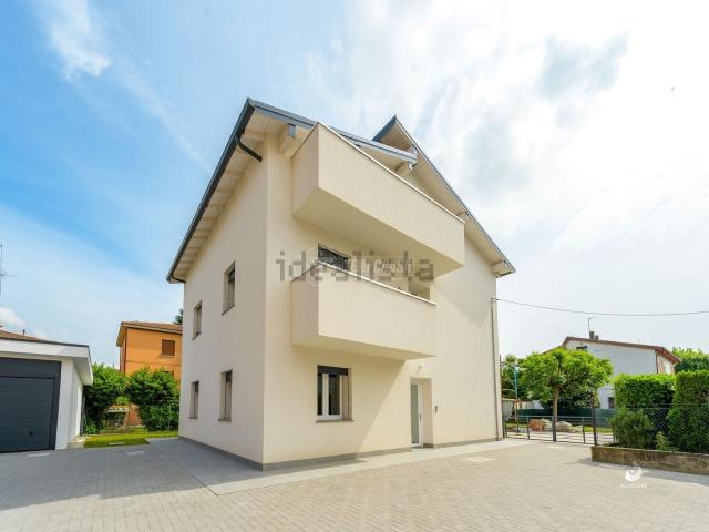 Appartamento in vendita di 97 m² in Via della Cartiera, 24