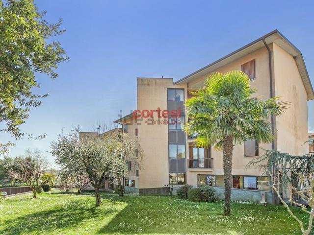 Appartamento in vendita di 97 m² in Via E. Montale, 16