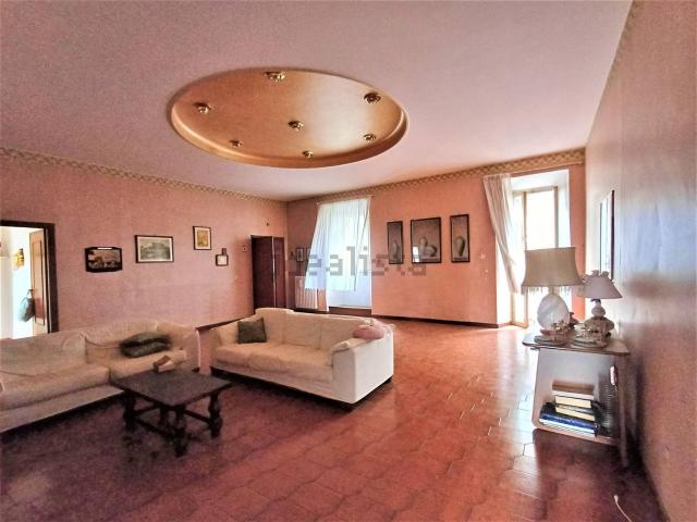 Appartamento in vendita di 97 m² in Via Filippo Nicolai