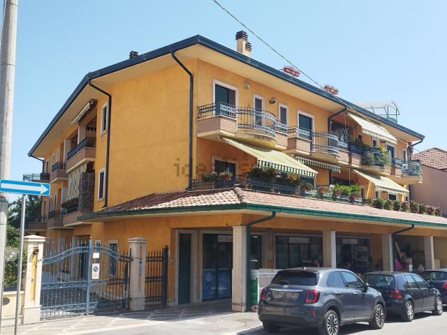 Appartamento in vendita di 97 m² in Via Fucino