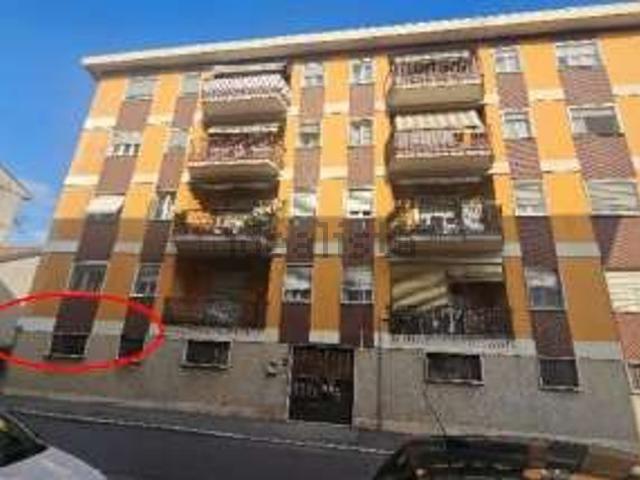 Appartamento in vendita di 97 m² in Via Generale Fara, 2