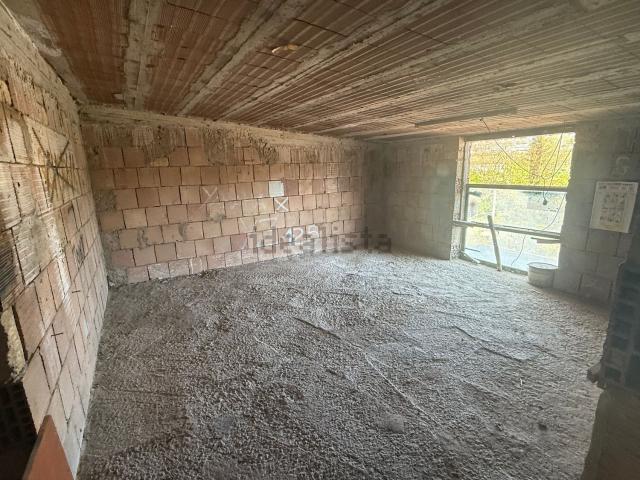Appartamento in vendita di 97 m² in Via Giovanni Amendola, 36