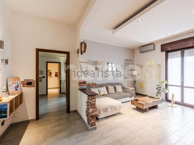 Appartamento in vendita di 113 m² in Via Giuseppe Parini, 31