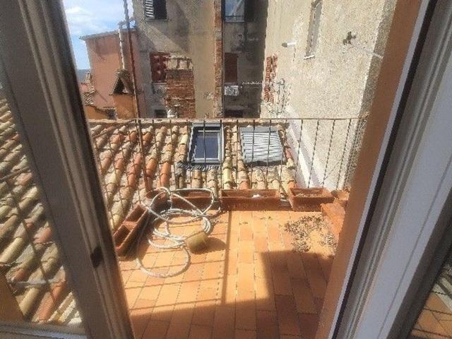 Appartamento in vendita di 97 m² in Via Guardabassi