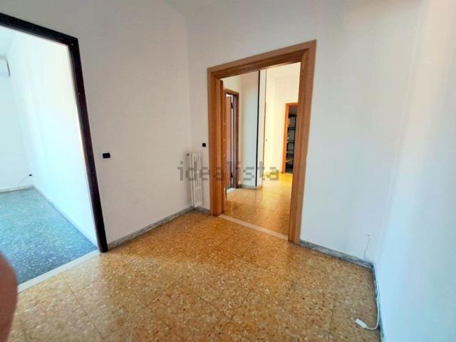Appartamento in vendita di 97 m² in Via Ippolito Landinelli