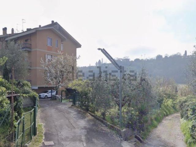 Appartamento in vendita di 97 m² in Via Madonna della Rosa
