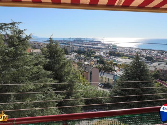 Appartamento in vendita di 97 m² in Via Martiri del Turchino, 61