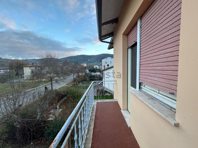 Appartamento in vendita di 97 m² in Via Martiri di Cefalonia, 13