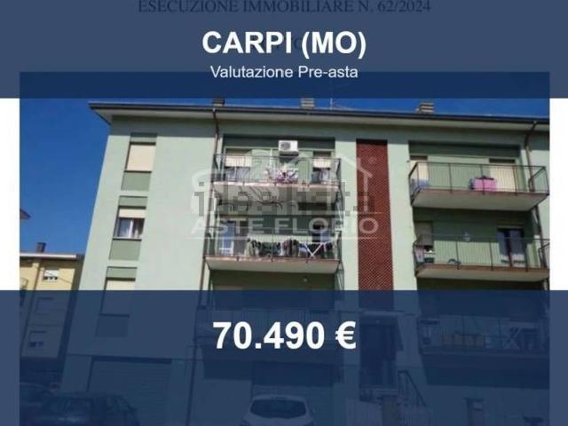 Appartamento in vendita di 97 m² in Via Marmolada