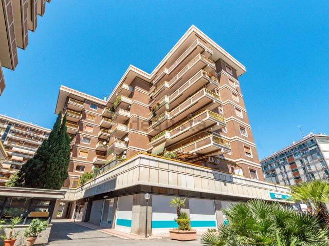 Appartamento in vendita di 97 m² in Via Monte Cervialto, 131