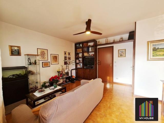 Appartamento in vendita di 97 m² in Via Monte Nero