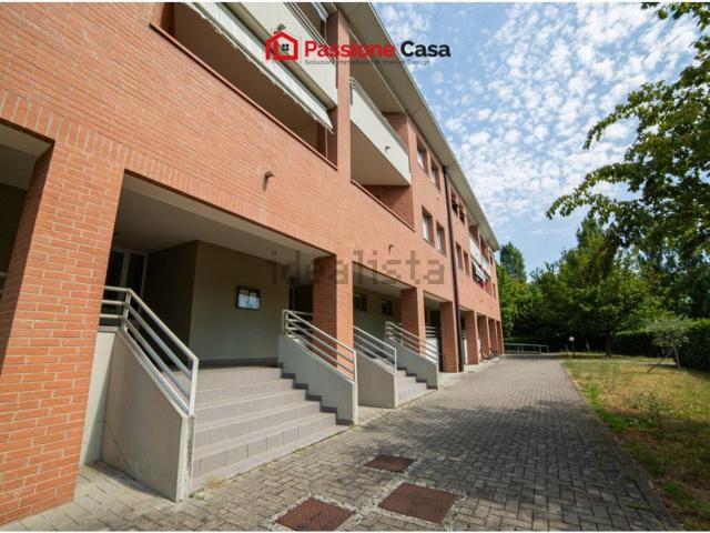 Appartamento in vendita di 97 m² in Via Monsignor Azzolini Augusto