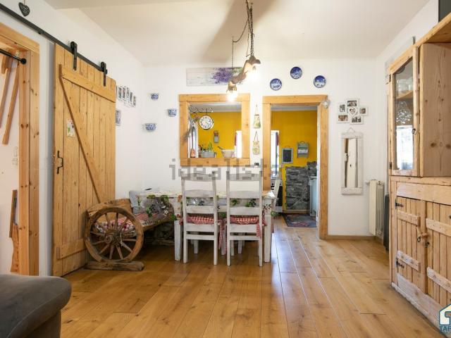 Appartamento in vendita di 97 m² in Via Molassana, 70