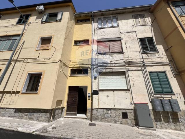 Appartamento in vendita di 97 m² in Via Novelli, 10