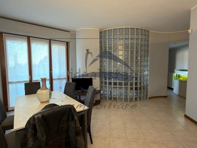Appartamento in vendita di 97 m² in Via Olof Palme, 4
