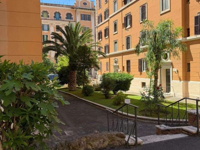 Appartamento in vendita di 97 m² in Via Orvieto, 25