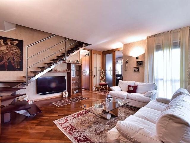 Appartamento in vendita di 97 m² in Via Piave, 142