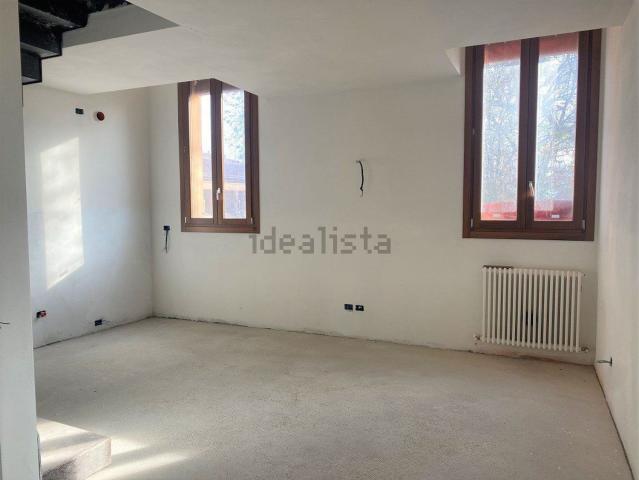 Appartamento in vendita di 97 m² in Via Piangipane