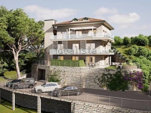 Appartamento in vendita di 97 m² in Via Privata Cazulini, 52