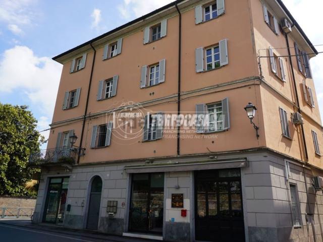 Appartamento in vendita di 97 m² in Via Santa Chiara