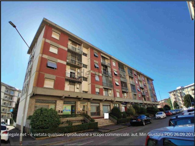 Appartamento in vendita di 97 m² in Via Sante Tani, 17