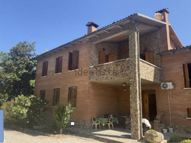 Appartamento in vendita di 97 m² in Via San Vitale Ovest, 2339