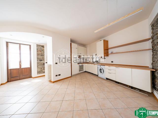 Appartamento in vendita di 97 m² in Via Sempione, 73