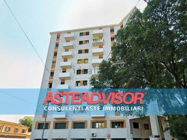 Appartamento in vendita di 97 m² in Viale Francesco Crispi, 36