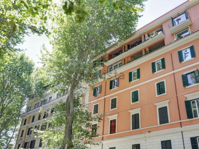Appartamento in vendita di 97 m² in Viale Regina Margherita
